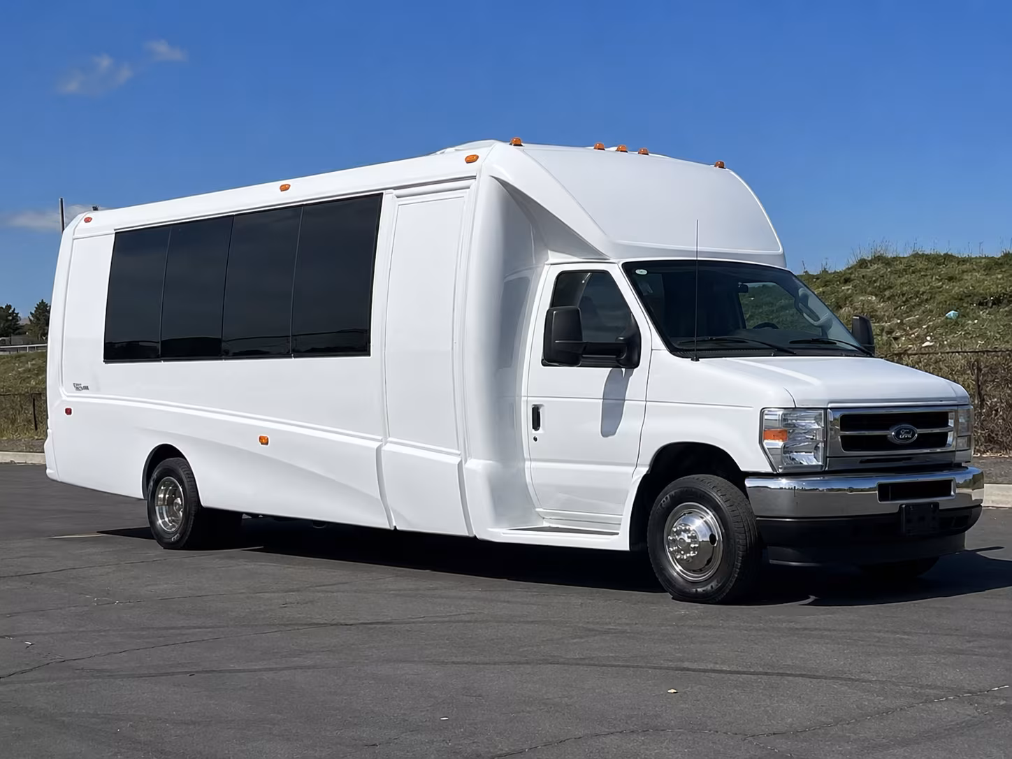 Yonkers Homecoming & Prom Party Bus Rentals